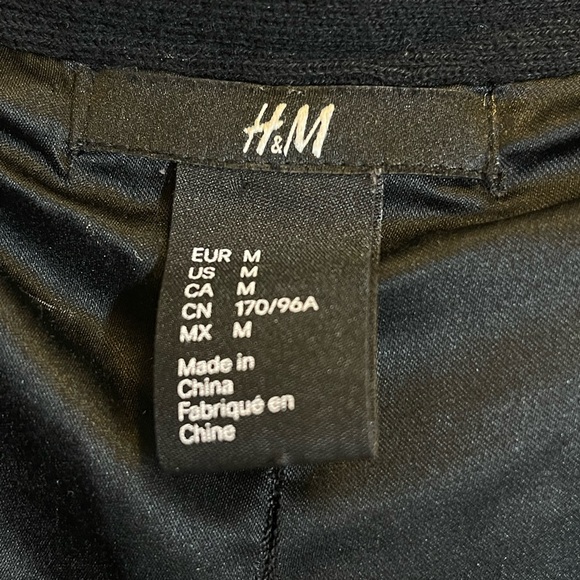 H&M Women’s Tweed Style Kimono Cardigan with Metallic Detail Size Medium - Picture 6 of 7